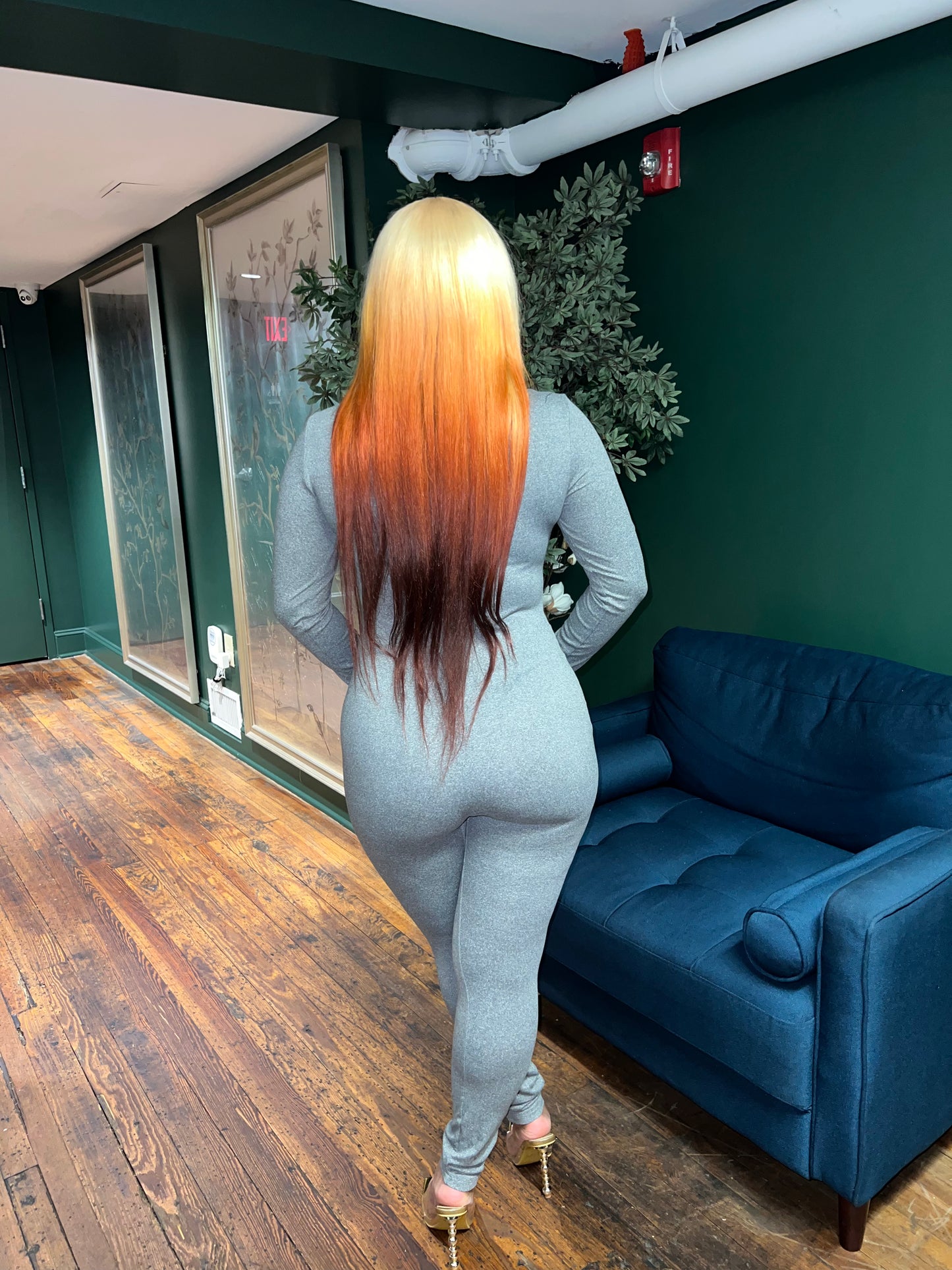 Set the Standard Fitted Long Sleeve Zip Jumpsuit